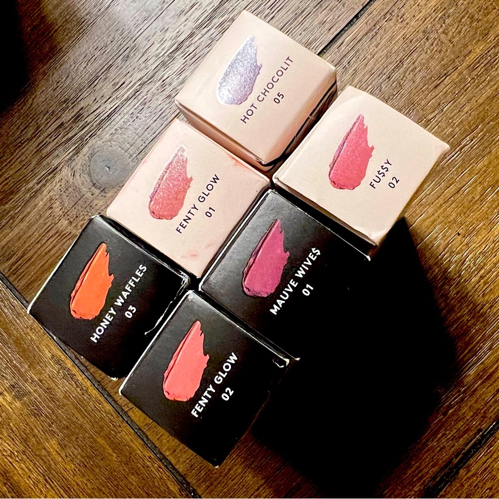 Fenty Beauty Gloss Bomb bundle (6)